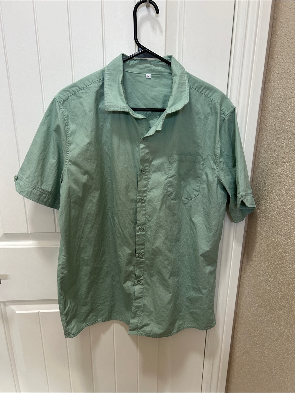 Men's Short-Sleeve Button-Up Shirt in Sage Green